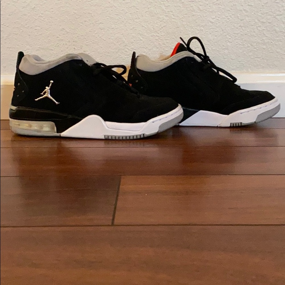 Michael Jordan - Picture 2 of 3